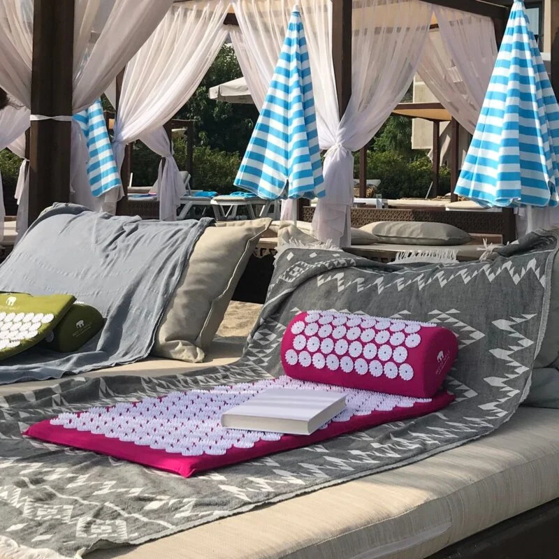 Bed of Nails Acupressure Mat & Pillow Set – Pink – view 5