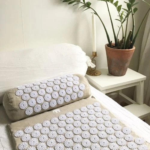 Bed of Nails ECO Acupressure Mat & Pillow Set – view 6